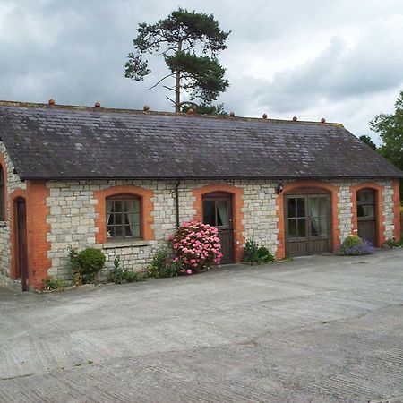 Вилла The Stables South Barrow Экстерьер фото